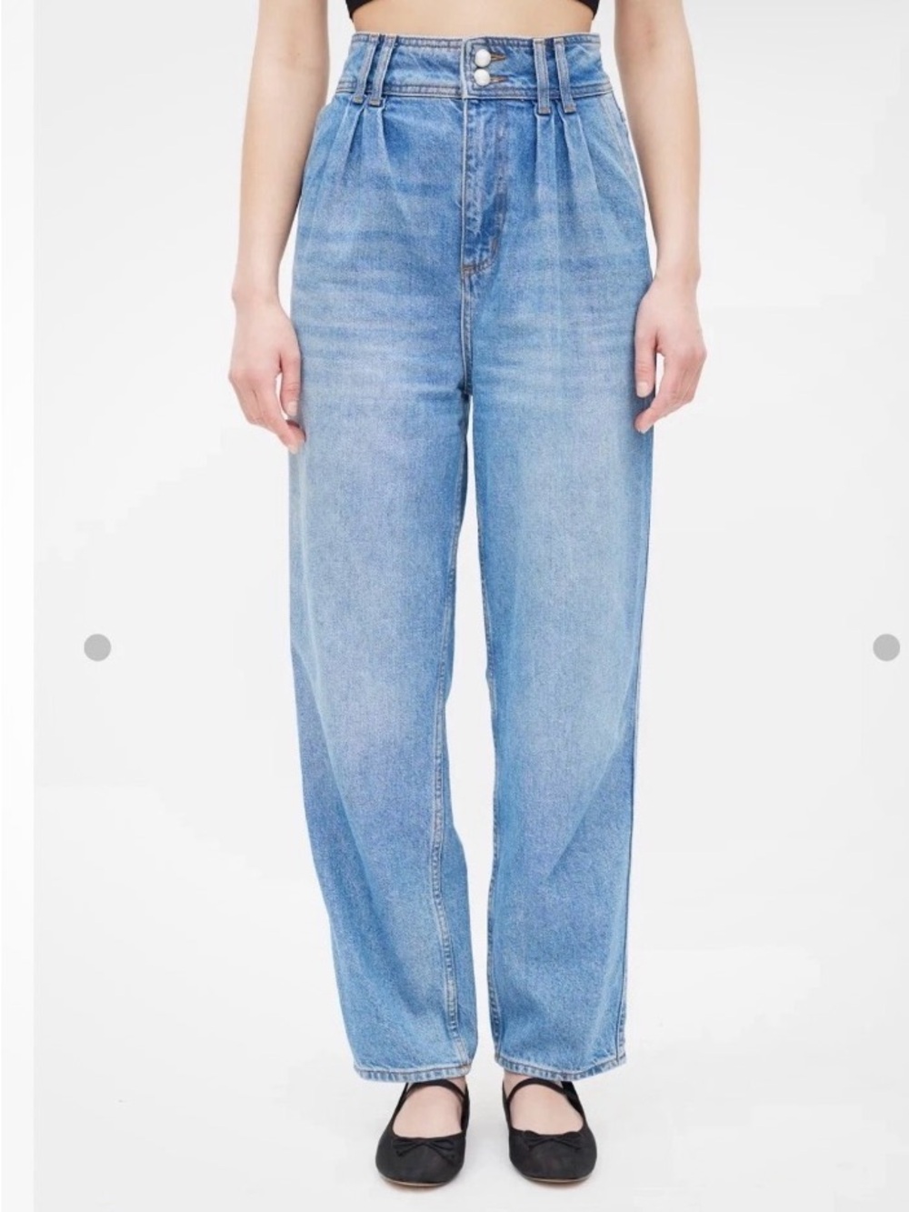 Sandro Paris High Rise Jean FR 34 US 2 Pearl Buttons Pleated Designer Denim